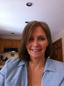 Meet your Posher, Laurie